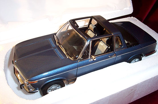 1975 BMW 2002 Baur Cabrio - Blue (AUTOart) 1/18