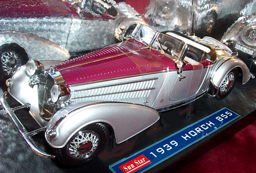 1939 Horch 855 Special Roadster - Silver/Plum (SunStar) 1/18