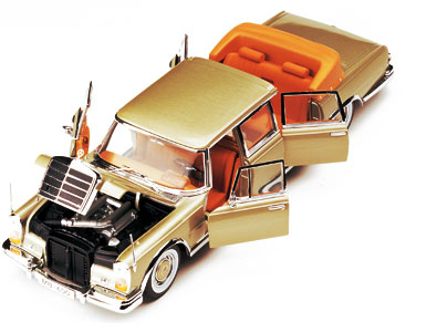 1966 Mercedes-Benz 600 Landaulet Limousine - Metallic Gold (Sun Star) 1/18