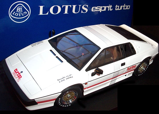 1981 Lotus Esprit Turbo S2 - White (AUTOart) 1/18
