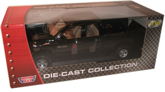 2002 Dodge Ram 1500 Quad Cab - Black (MotorMax) 1/18