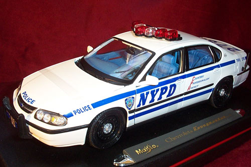 2000 Chevy Impala - NYPD Police (Maisto) 1/18