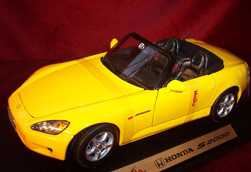 2000 Honda S2000 - Yellow (Maisto) 1/18