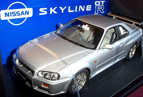 Nissan Skyline GT-R R34 - Silver (AUTOart) 1/18