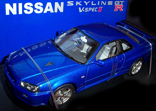 Nissan Skyline R34 GTR V-SPEC II - Bayside Blue (AUTOart) 1/18
