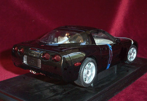 1999 Chevrolet Corvette C5 Coupe - Black (Welly) 1/18