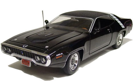 1971 Plymouth Roadrunner - Triple Black (Ertl) 1/18