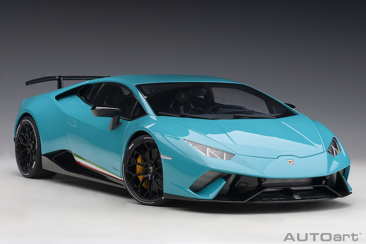 Lamborghini Huracan Performante (AUTOart) 1/12