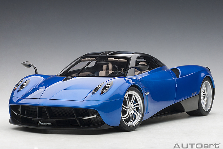 Pagani Huayra - Metallic Blue/silver Wheels (AUTOart) 1/12