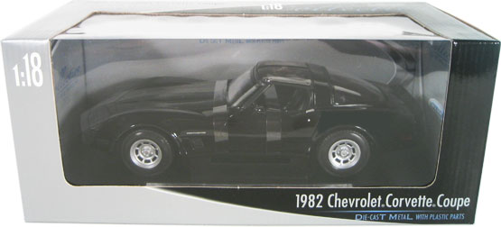 1982 Chevy Corvette Coupe - Black (Welly) 1/18