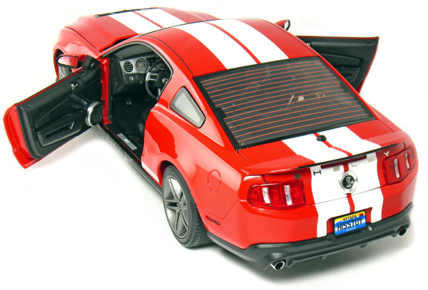 2010 Ford Shelby Mustang GT500 Coupe - Torch Red (Greenlight) 1/18 12816