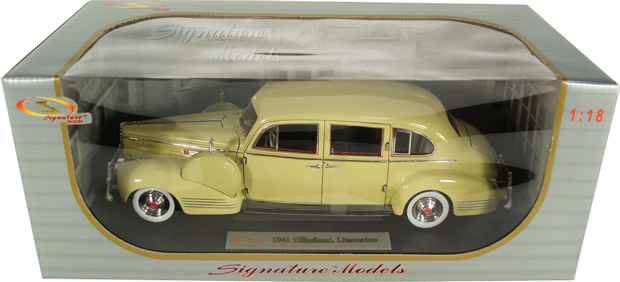 1941 Packard Limousine - Beige (Signature) 1/18