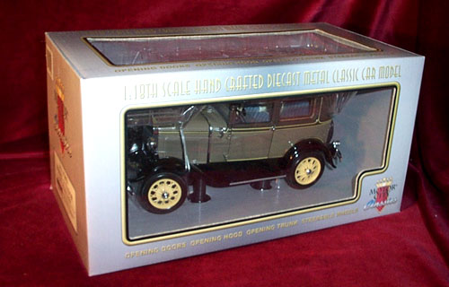 1931 Ford Model A Tudor - Chickle Drab (Motor City Classics) 1/18