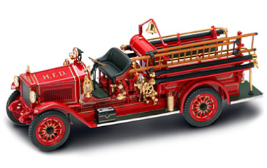 1923 Maxim C-1 Fire Pumper (YatMing) 1/24