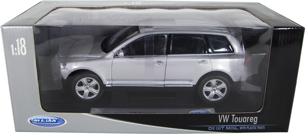 VW Touareg - Silver (Welly) 1/18