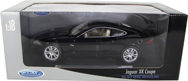 Jaguar XK Coupe - Black (Welly) 1/18