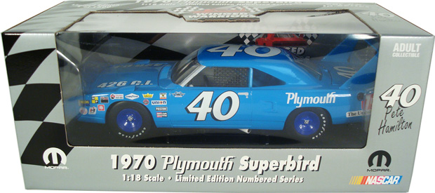 1970 Plymouth Superbird #40 Pete Hamilton (MIC) 1/18