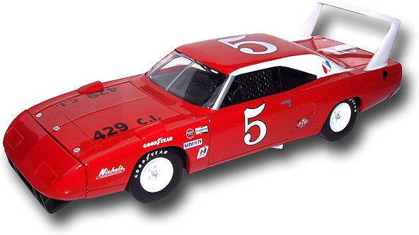 1970 Plymouth Superbird #5 Bobby Unser (MIC) 1/18