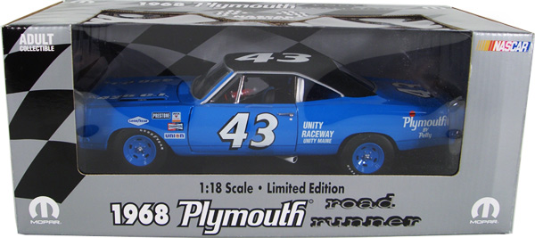 1968 Plymouth Road Runner #43 Richard Petty (Ertl RC2) 1/18