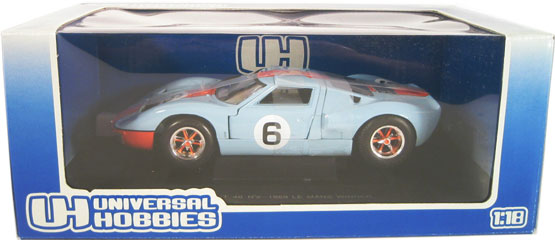 1966 Ford GT 40 #6 (Universal Hobby) 1/18