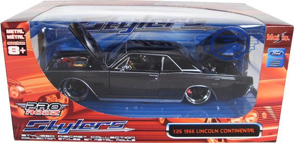 1966 Lincoln Continental Gloss Black w/ Charcoal (Maisto Pro-Rodz) 1/26