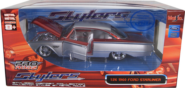 1960 Ford Starliner Liquid Red w/ Silver (Maisto Pro-Rodz) 1/26