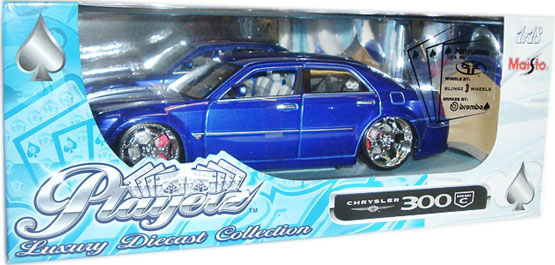 2005 Chrysler 300C Hemi - Blue (Maisto Playerz) 1/18