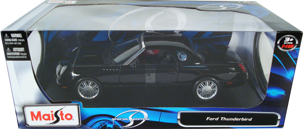 2002 Ford Thunderbird - Black (Maisto) 1/18