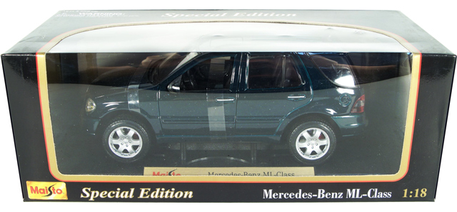 Mercedes-Benz ML Class - Dark Green Metallic (Maisto) 1/18