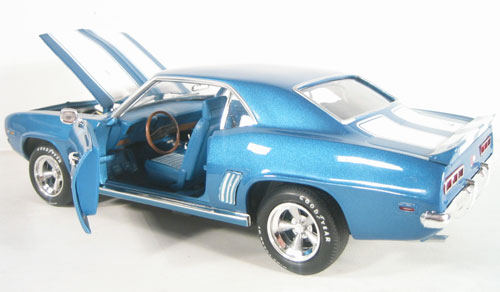 1969 Chevrolet Camaro Z28 - Blue (Ertl) 1/18