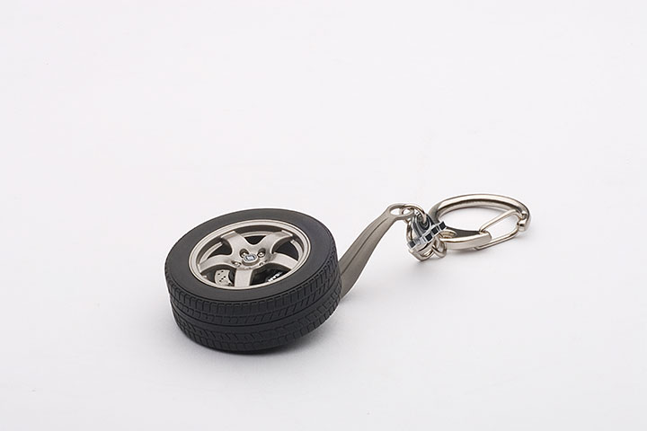 Nissan Skyline Gt-r(r32) Wheel Keychain (AUTOart) 1/18