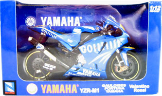 2004 Yamaha YZR M1 #46 Valentino Rossi (NewRay) 1/12
