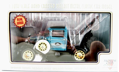 1931 Ford Model A Tow Truck 'J&J Towing' (Motor City Classics) 1/18