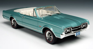 1967 Olds 4-4-2 Convertible Aquamarine Metallic (Highway 61) 1/18