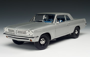 1963 Pontiac LeMans Tempest Super Duty 421 - Silver (Highway 61) 1/18