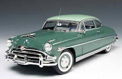 1953 Hudson Hornet Club Coupe - Bluegrass Green & Robin Egg Blue (Highway 61) 1/18