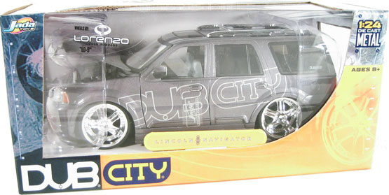 2003 Lincoln Navigator - Grey (DUB City) 1/24