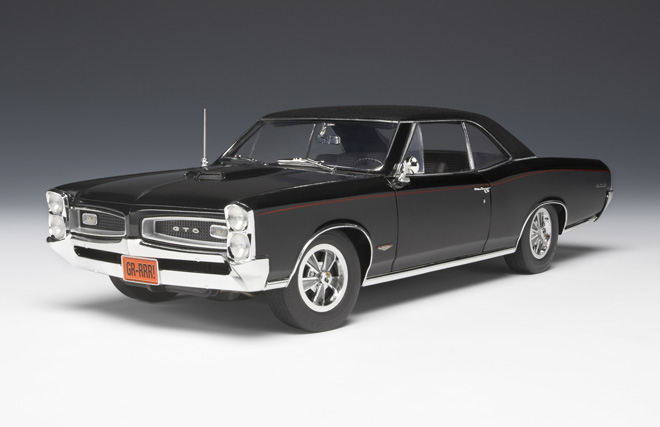 1966 Pontiac GTO - Triple Black 1 of 600 (Highway 61) 1/18