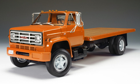 1975 GMC 6000 Series Medium-Duty Flatbed Truck - Orange (Highway 61) 1/16
