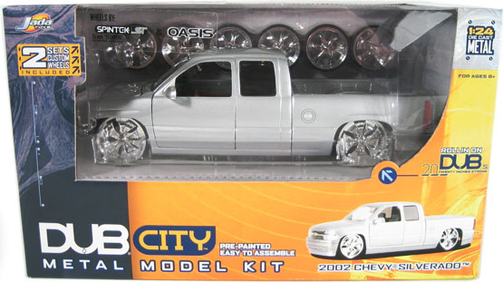 2002 Chevy Silverado Metal Model Kit (DUB City) 1/24