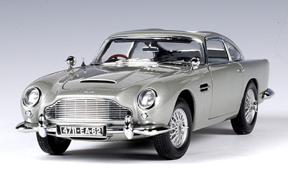 1965 Aston Martin DB5 from James Bond Movie Goldfinger (AUTOart) 1/18