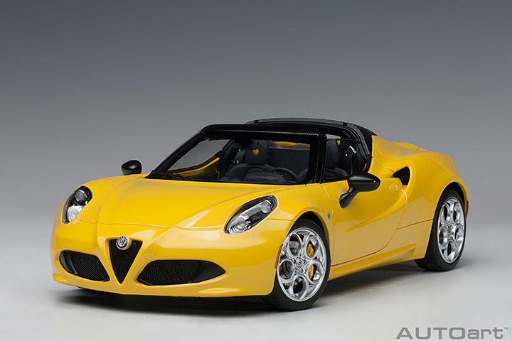Alfa Romeo 4C Spider - Giallo Prototipo/yellow (AUTOart) 1/18