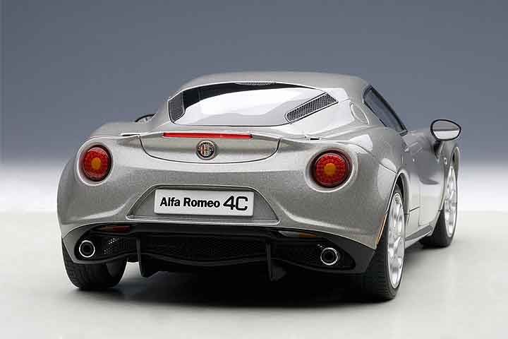 Alfa Romeo 4C - Metallic Grey (AUTOart) 1/18