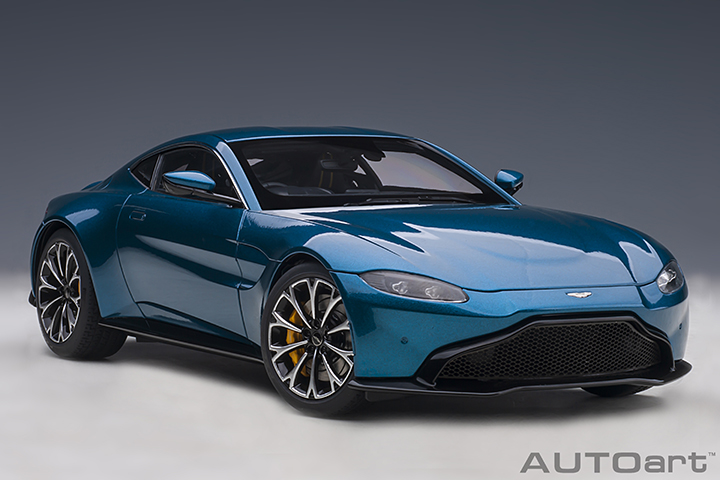 2019 Aston Martin Vantage - Ming Blue (AUTOart) 1/18