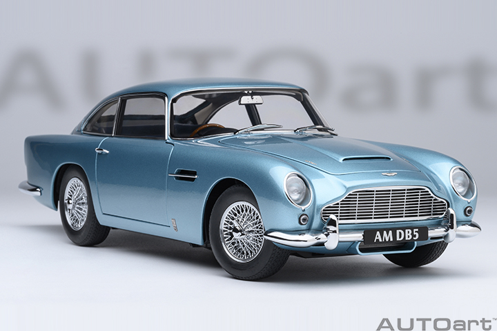 Aston Martin DB5 - Caribbean Pearl/blue (AUTOart) 1/18