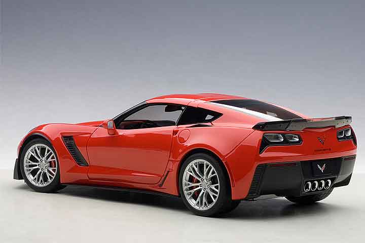 Chevrolet Corvette C7 Z06 - Torch Red (AUTOart) 1/18