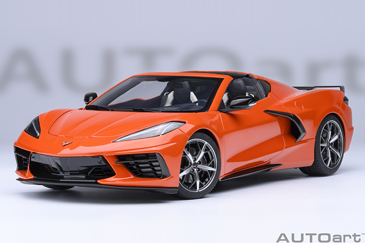 Chevrolet Corvette C8 Stingray Z51 (AUTOart) 1/18