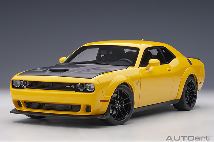 2018 Dodge Challenger SRT Hellcat Widebody (AUTOart) 1/18