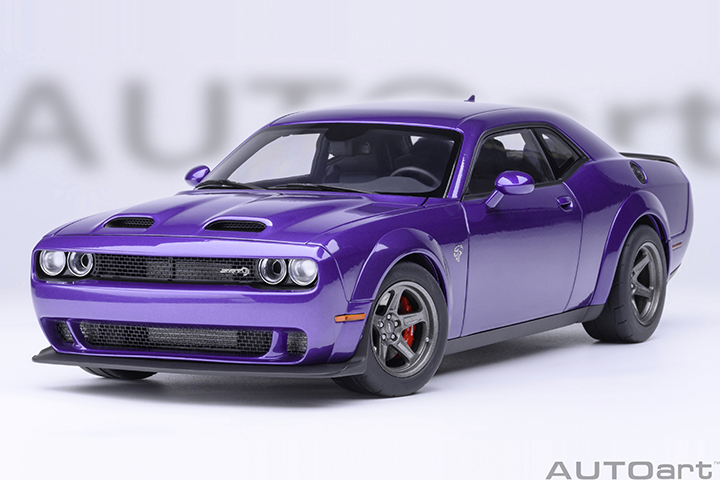2023 Dodge Challenger SRT Super Stock (AUTOart) 1/18
