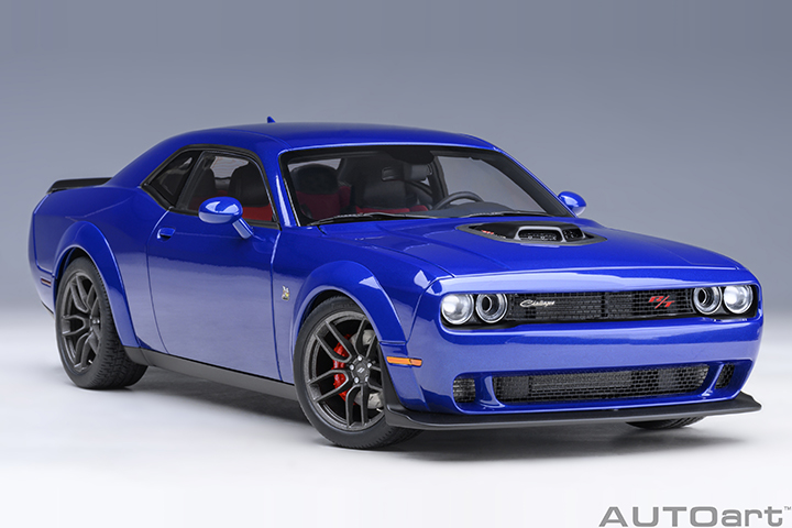2022 Dodge Challenger R/t Scat Pack Widebody (AUTOart) 1/18